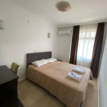 Alanya Central Apartments * ألانيا