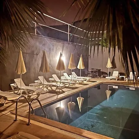 Alanya Central Apartments * ألانيا